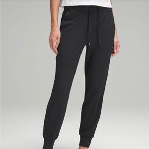 Ready To Rulu Jogger